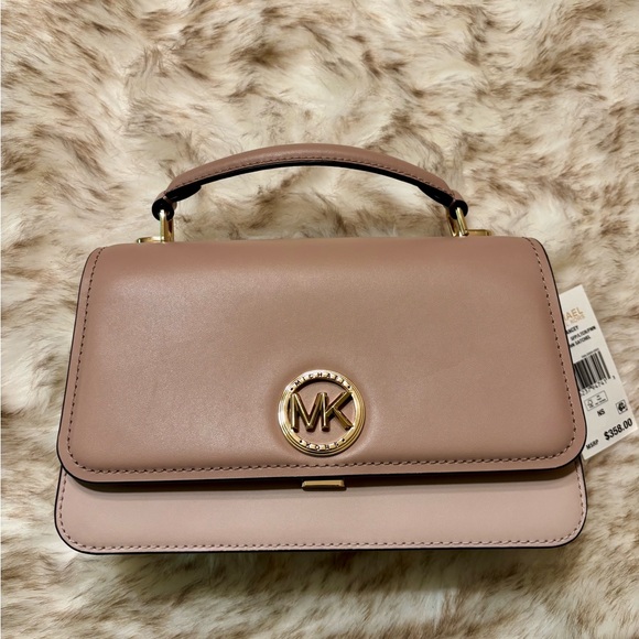NWT MICHAEL Michael Kors Delaney Medium Leather Crossbody Satchel in pink - Picture 3 of 10